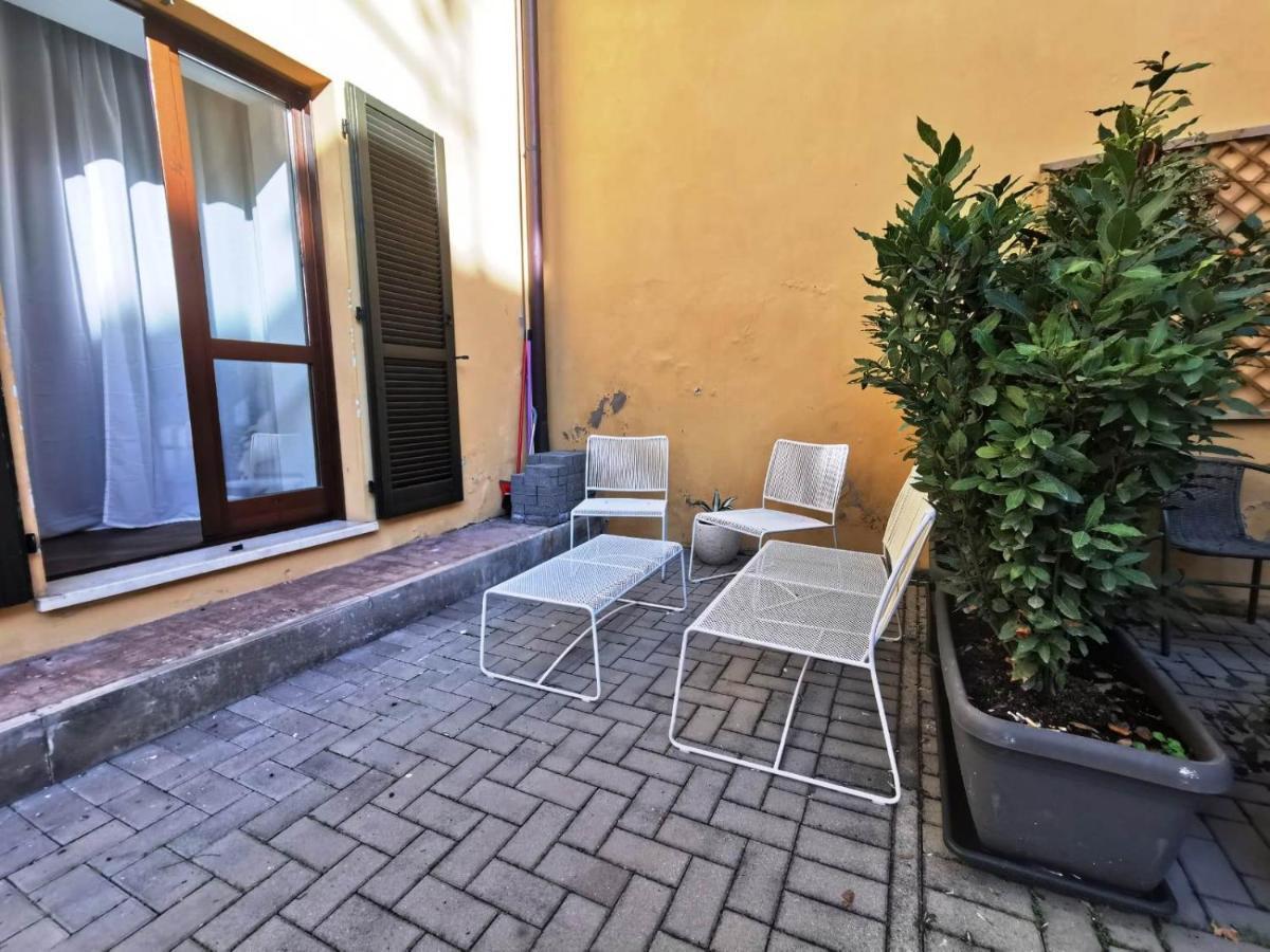 Fontanone Apartment Лонато Экстерьер фото