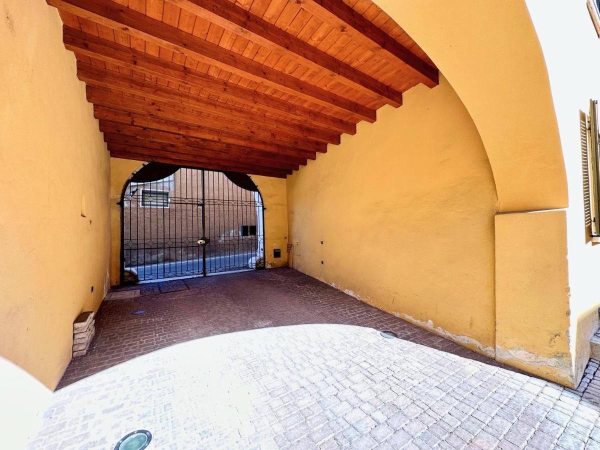 Fontanone Apartment Лонато Экстерьер фото